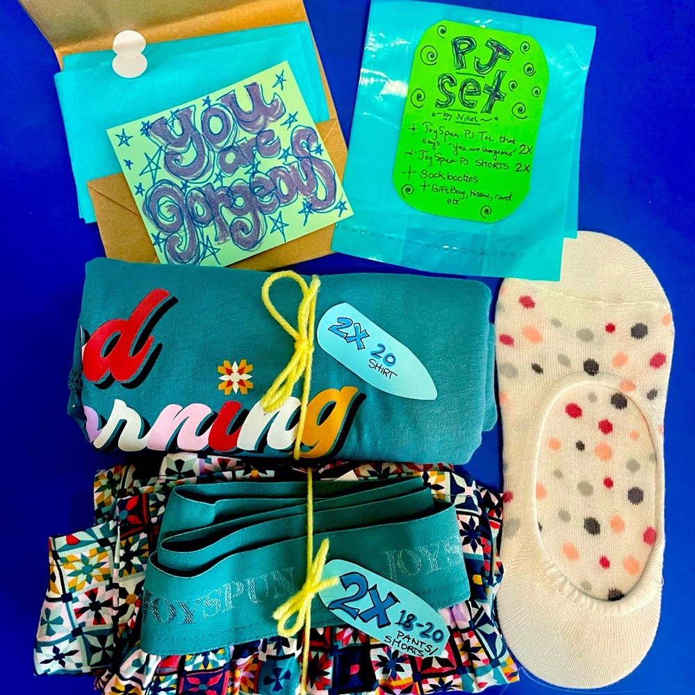 You are gorgeous ! PJ Giftset! Size 2x and 3x available